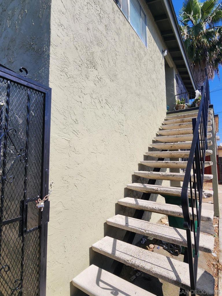 4129 31 Chamoune Property Photo 6