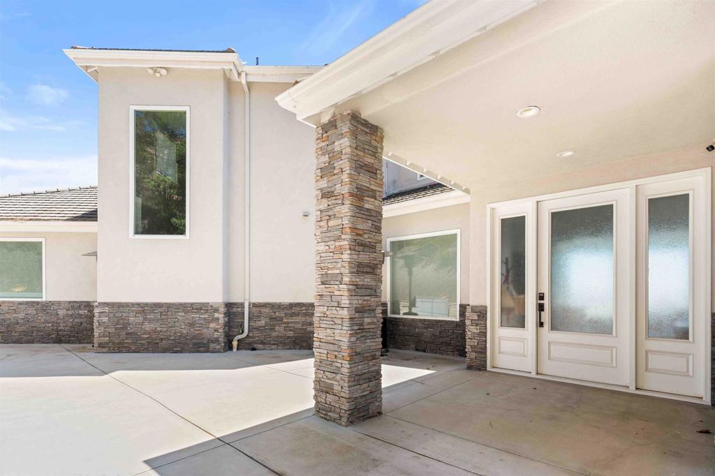 2370 Dos Lomas Property Photo 25