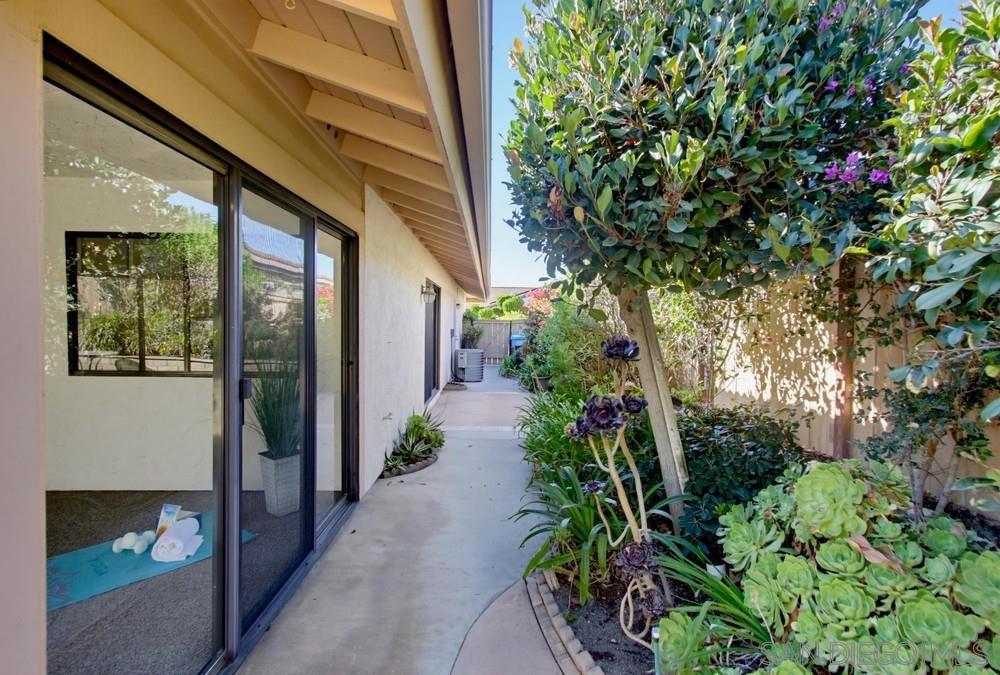 12659 Senda Acantilada Property Photo 56