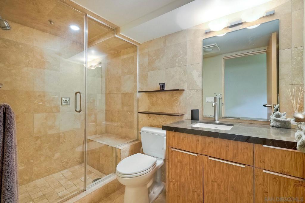 1052 Anchorage Ln Property Photo 28