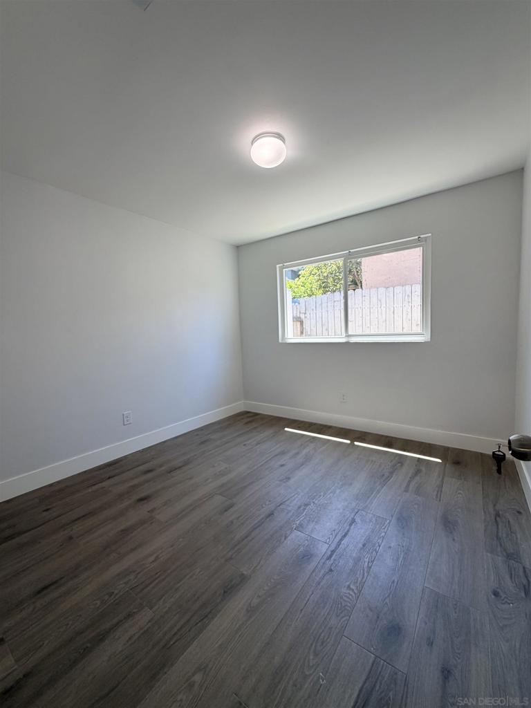 1507 S 40th B Property Photo 8