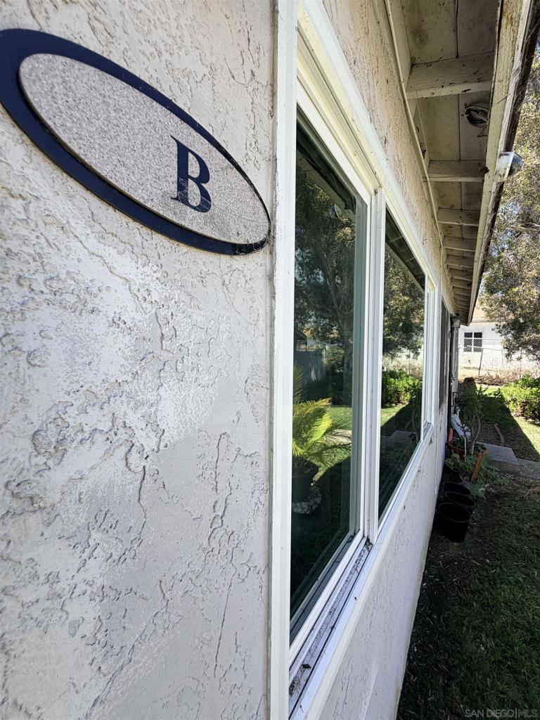 1507 S 40th B Property Photo 13