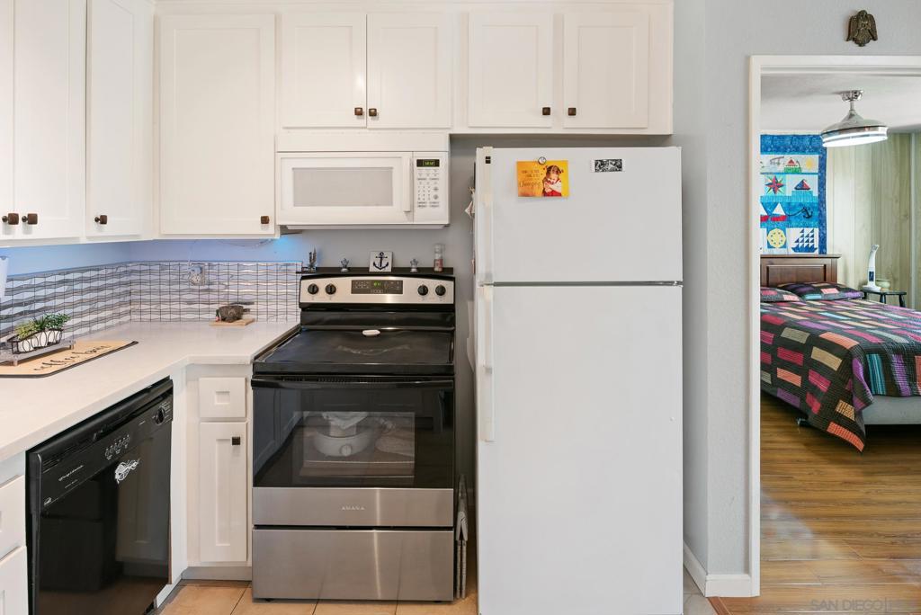 6350 Genesee Avenue 312 Property Photo 13