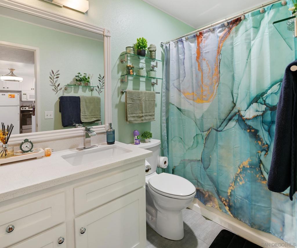 6350 Genesee Avenue 312 Property Photo 22