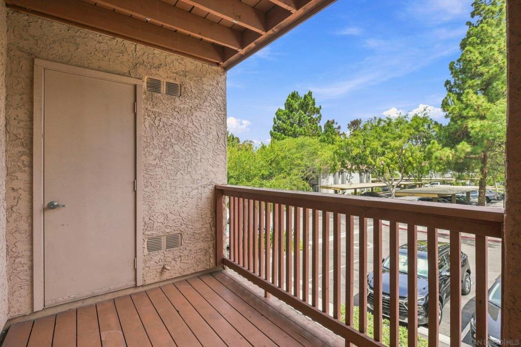 12067 Alta Carmel 58 Property Photo 16