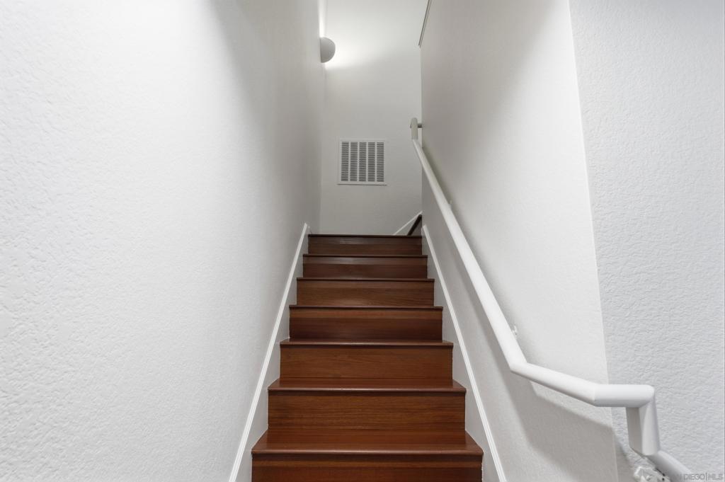 10060 Scripps Vista Way 39 Property Photo 16