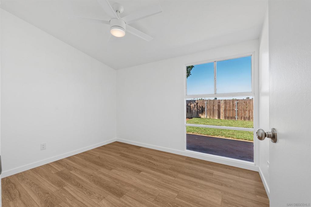 2618 Larkin Pl. Property Photo 20