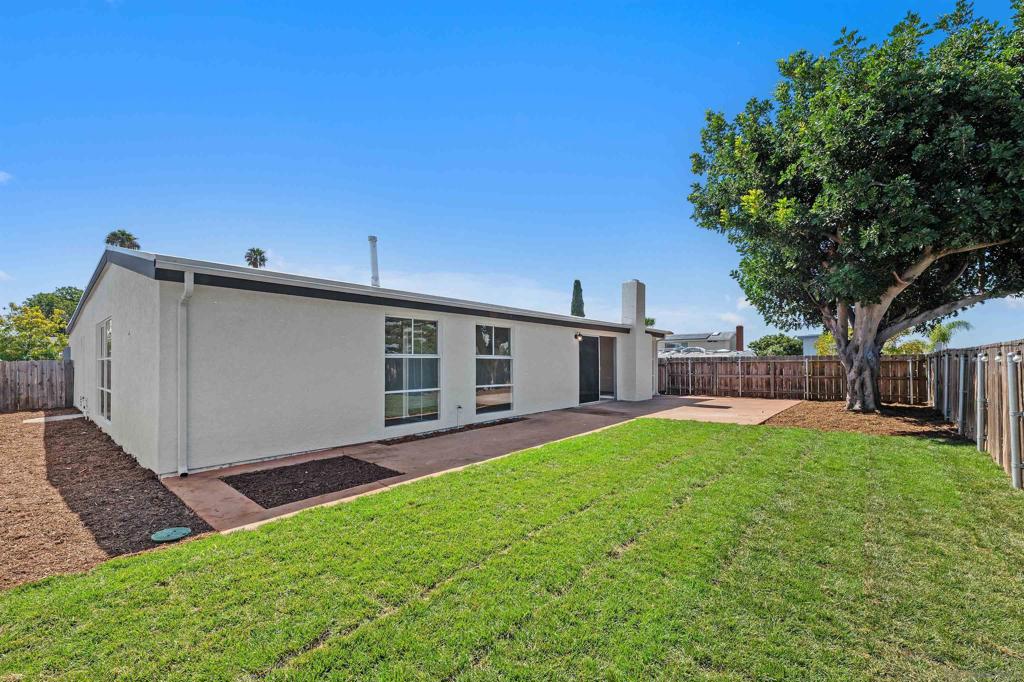 2618 Larkin Pl. Property Photo 28