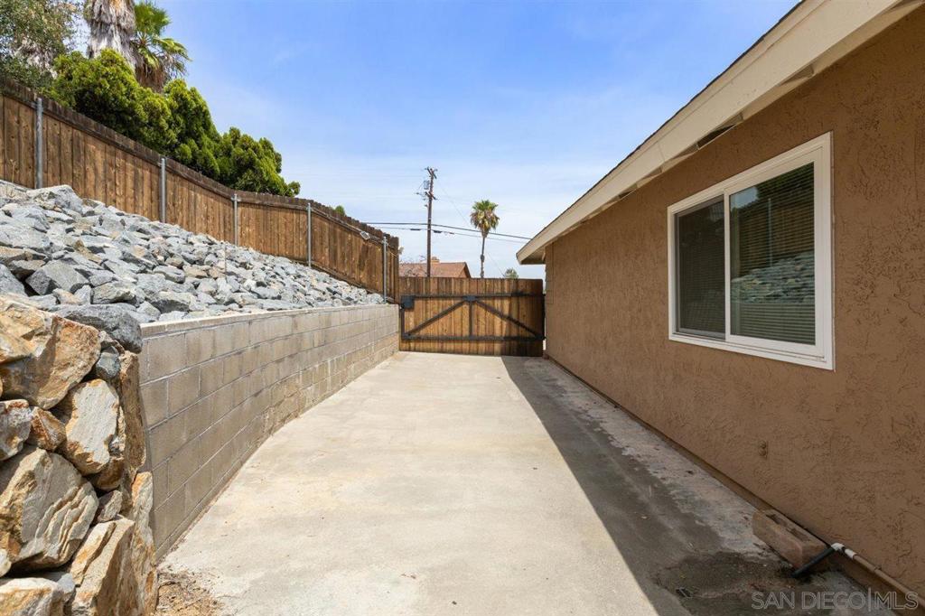715 S Upas Property Photo 44