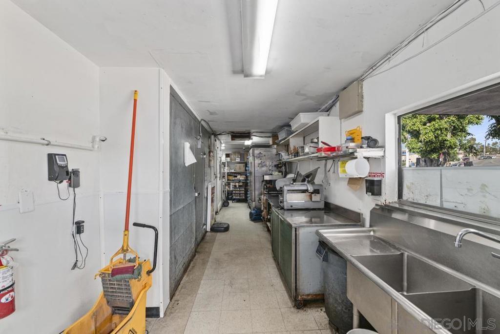 8213 Broadway Property Photo 37