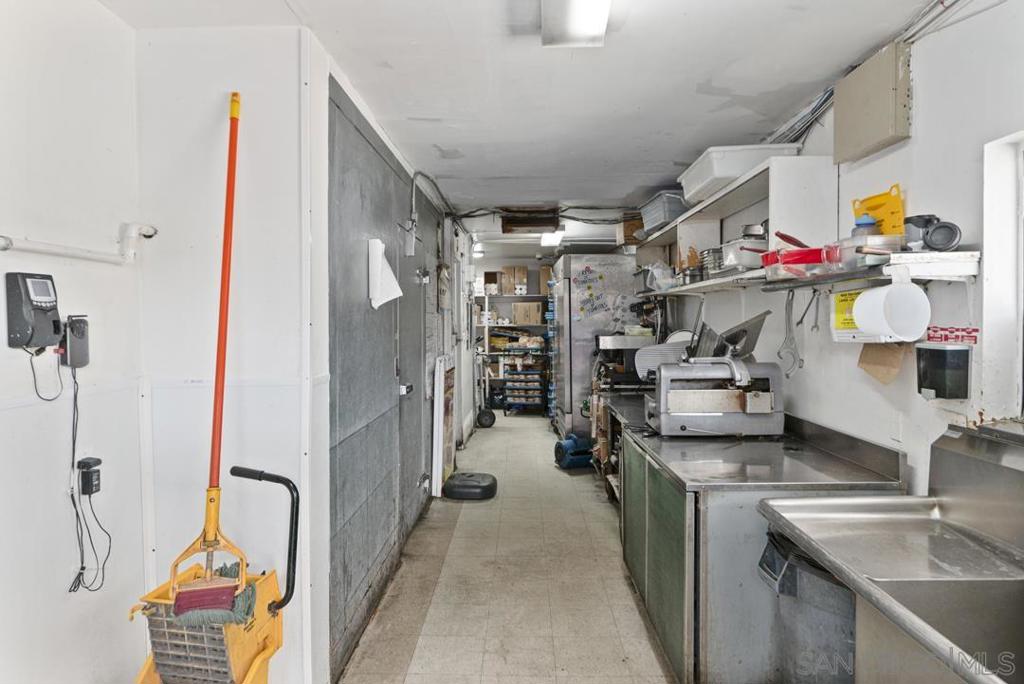 8213 Broadway Property Photo 38