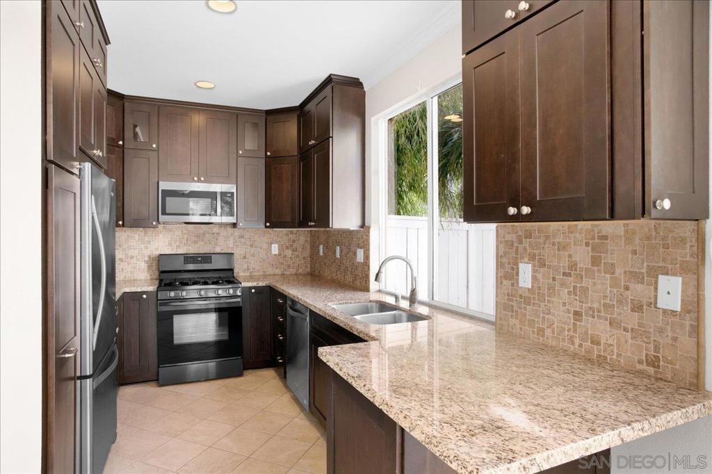 1055 Cottage Property Photo 7