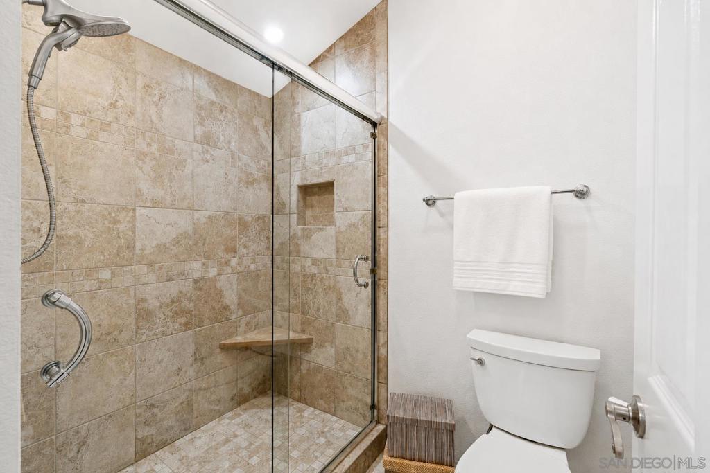 2501 Navarra Dr 121 Property Photo 20