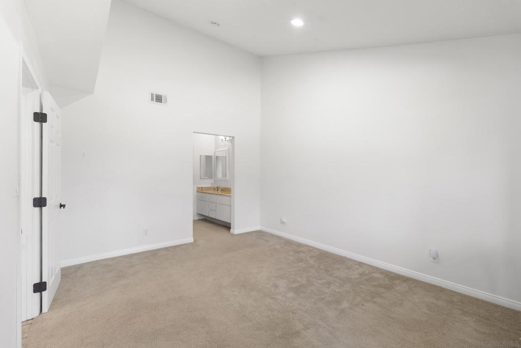2501 Navarra Dr 121 Property Photo 22