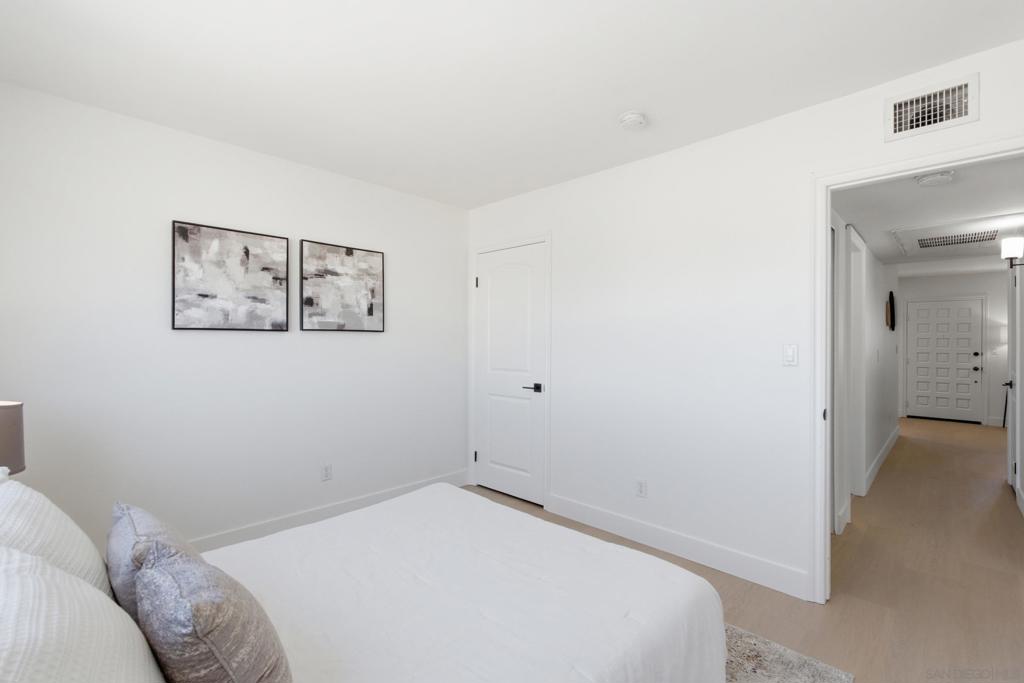 1030 Robinson Ave 312 Property Photo 18