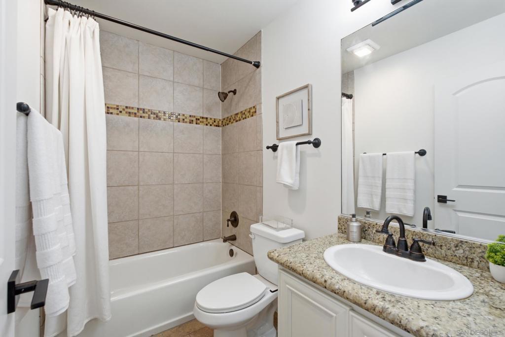 1030 Robinson Ave 312 Property Photo 19