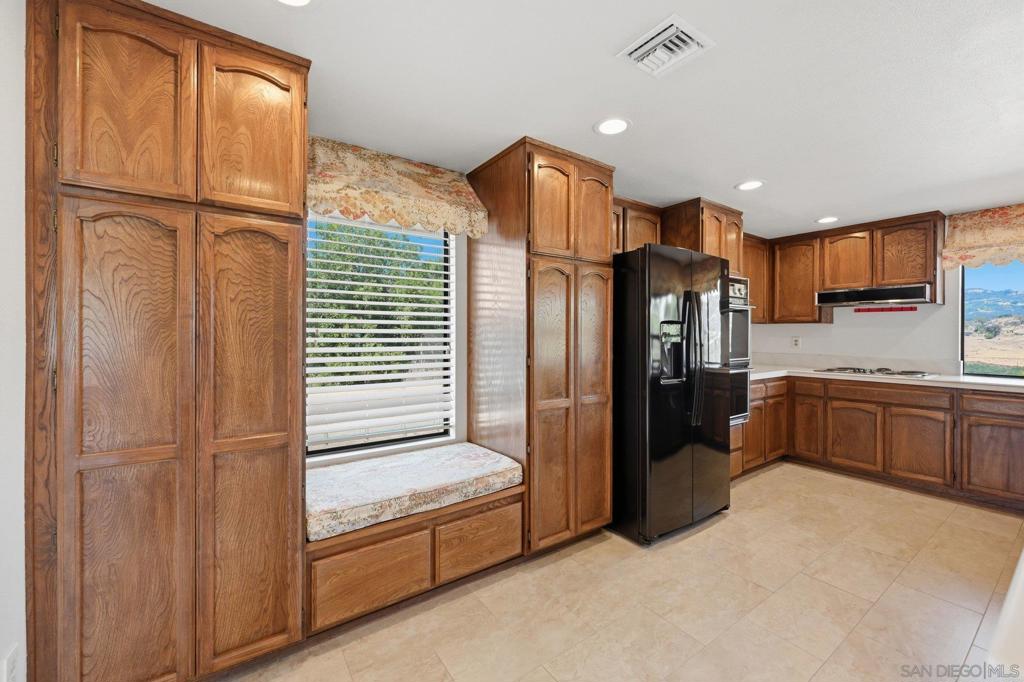 3249 Pleasant View Ln Property Photo 8