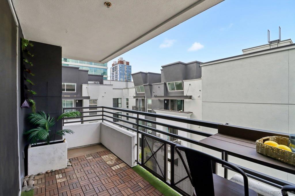550 Park Blvd 2501 Property Photo 16