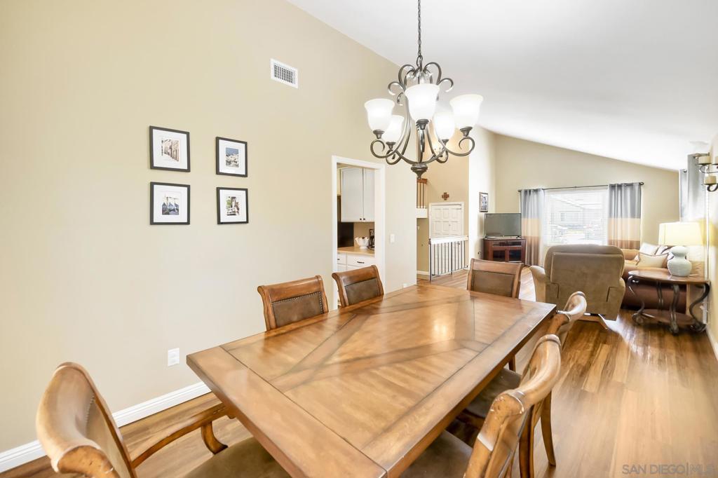 9518 Hillcreek Way Property Photo 9