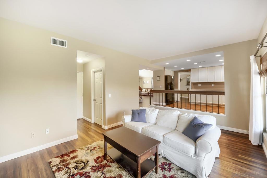 9518 Hillcreek Way Property Photo 10