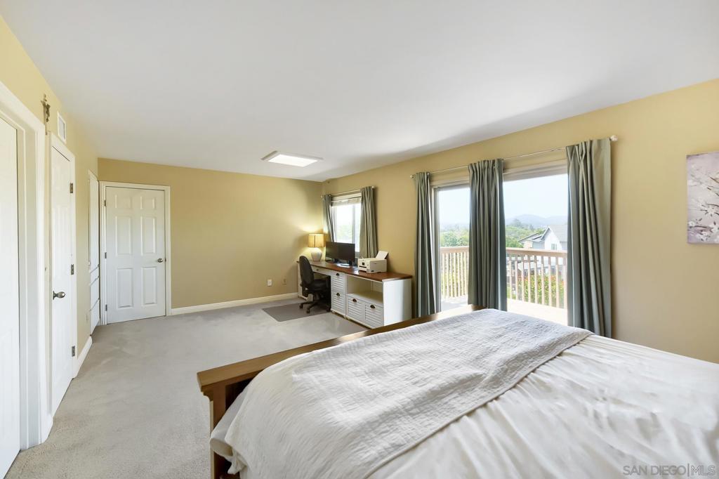 9518 Hillcreek Way Property Photo 17