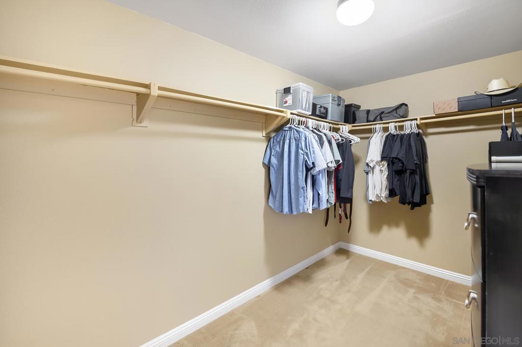9518 Hillcreek Way Property Photo 19