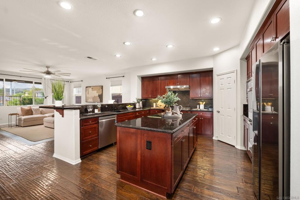 2661 Shadowbrook Way Property Photo 13