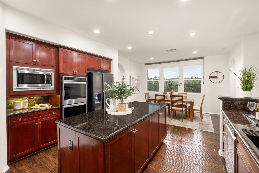 2661 Shadowbrook Way Property Photo 14