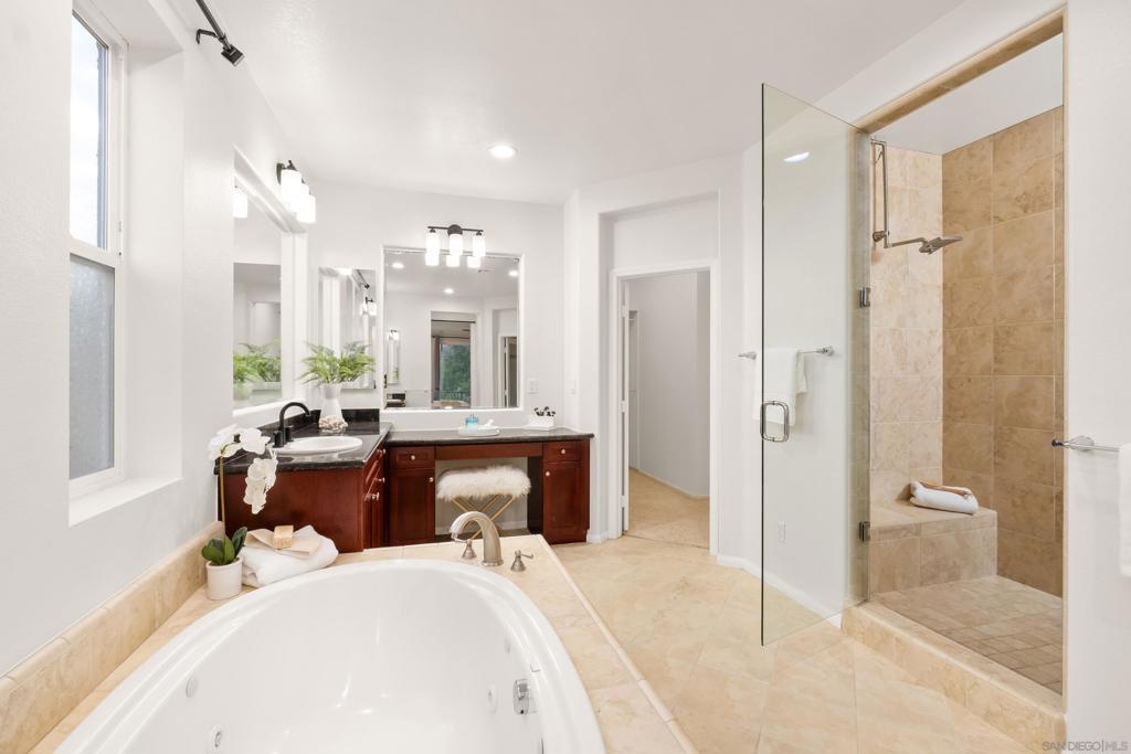 2661 Shadowbrook Way Property Photo 32