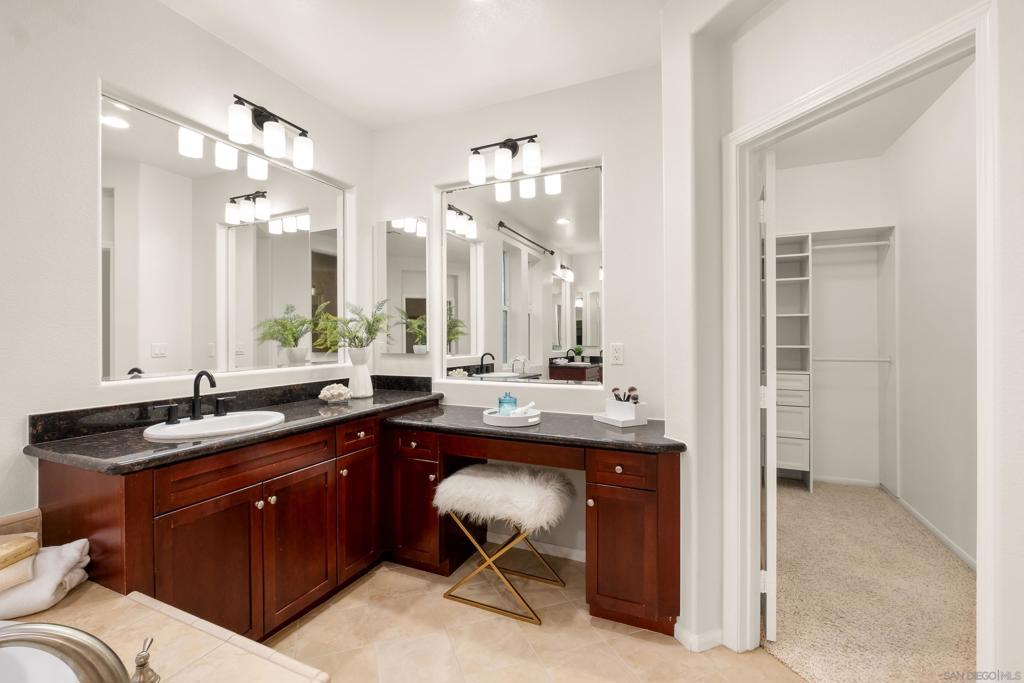 2661 Shadowbrook Way Property Photo 33