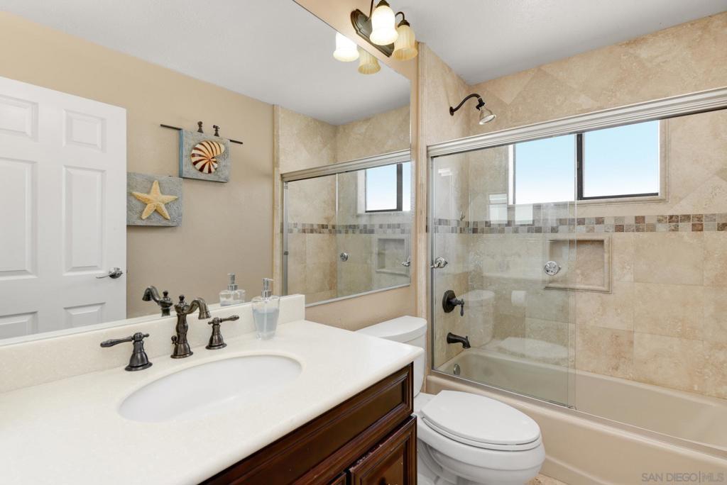 1036 Long Shadow Ct Property Photo 18