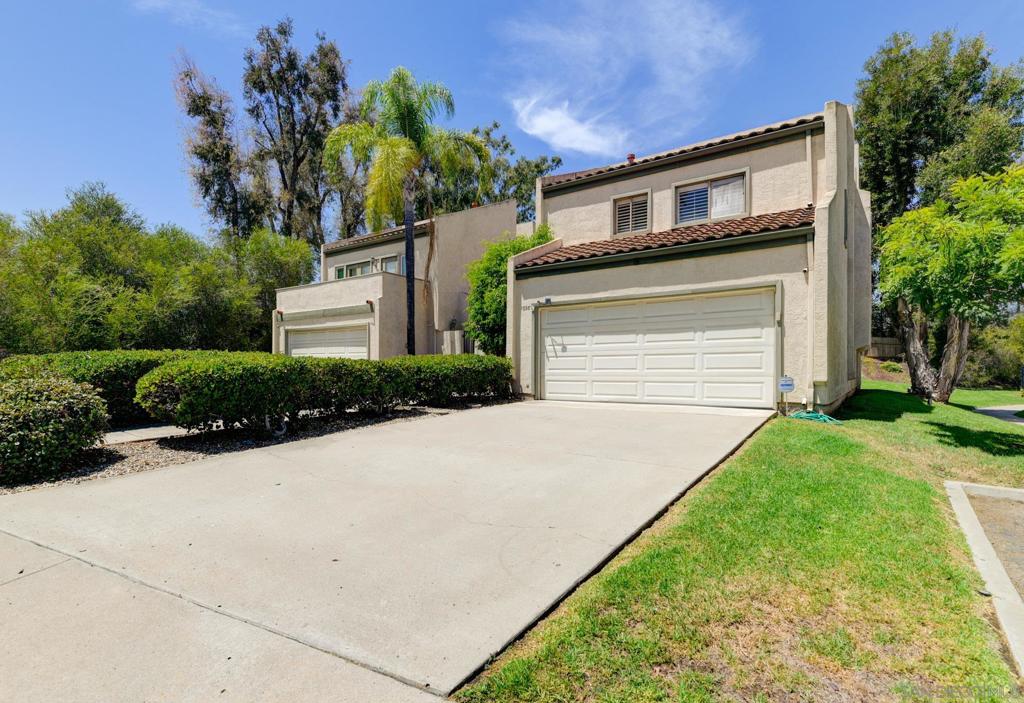 1036 Long Shadow Ct Property Photo 23