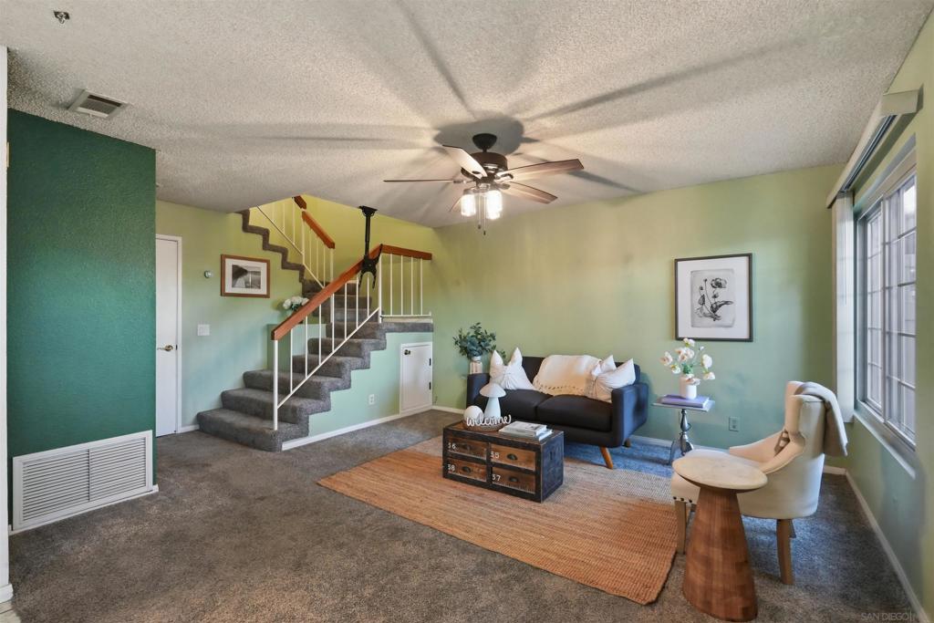 8837 Tamberly C Property Photo 7