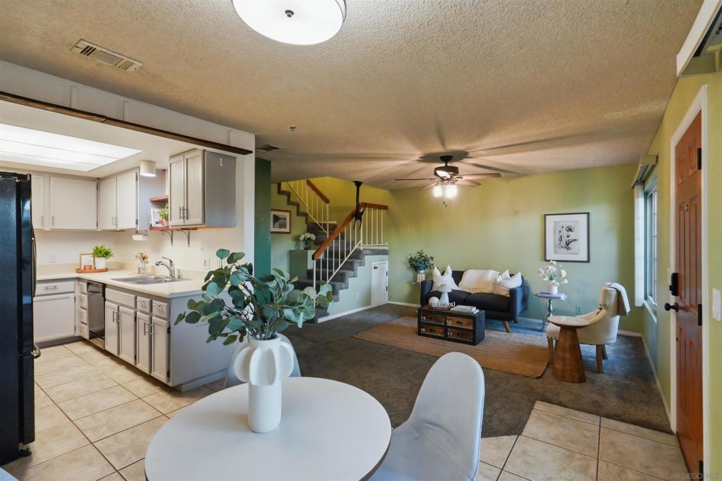8837 Tamberly C Property Photo 10
