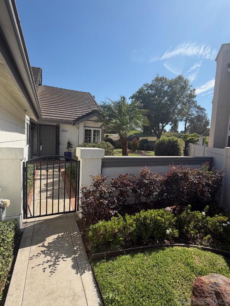 1810 Spyglass Property Photo 2