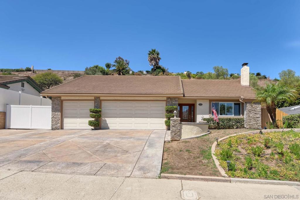 656 Dewane Dr Property Photo 1