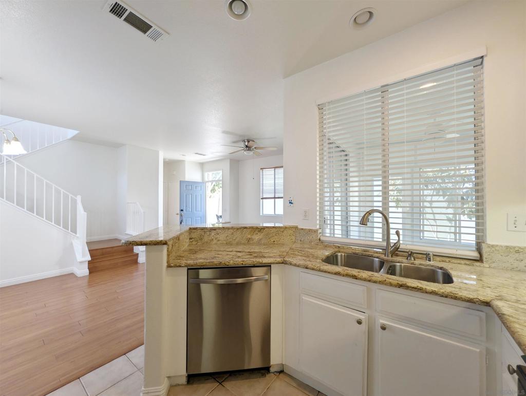 8291 Gold Coast Drive 7 Property Photo 21