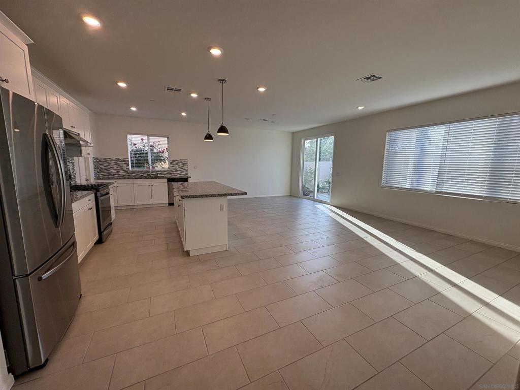 420 Appleton Property Photo 7