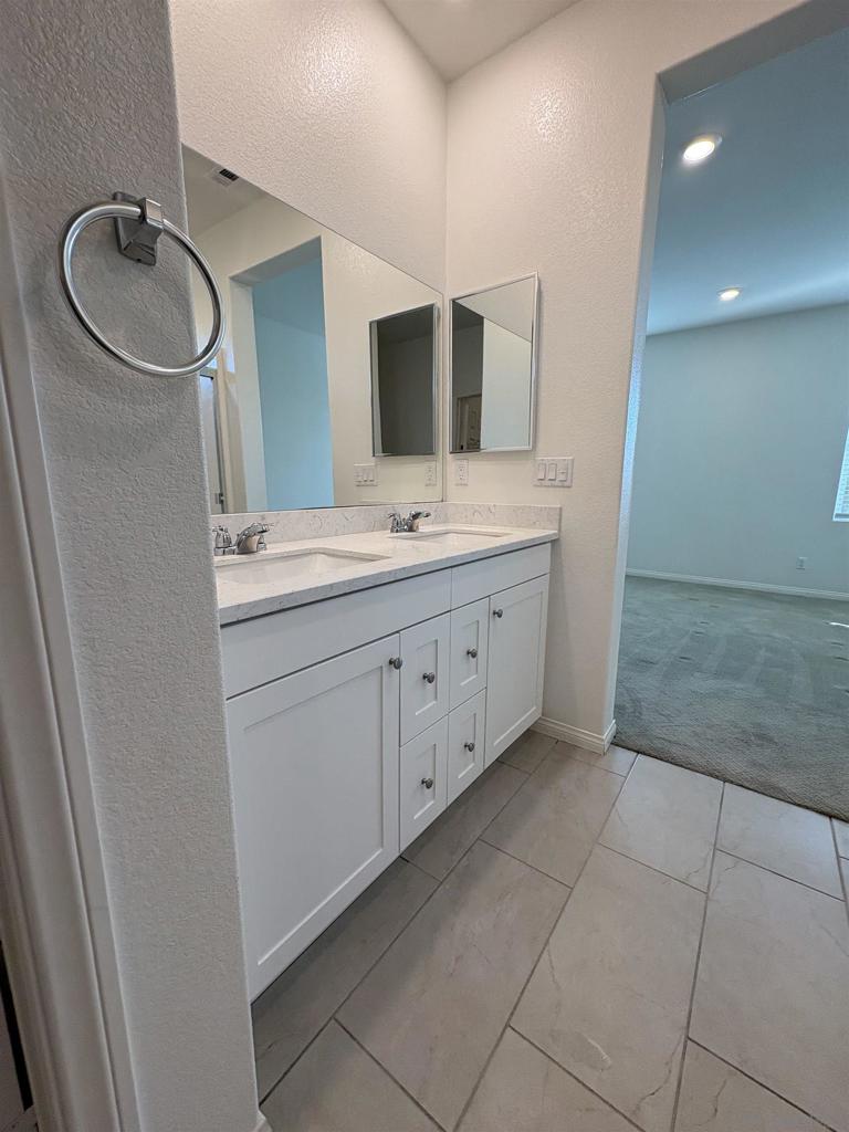 420 Appleton Property Photo 15