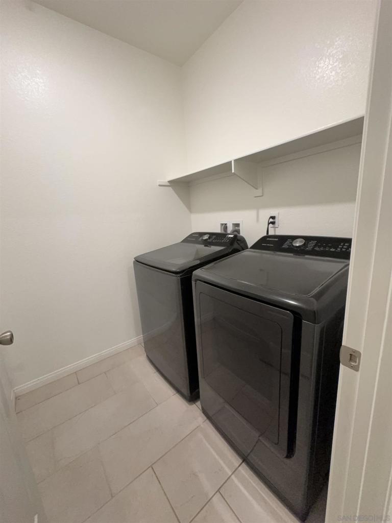 420 Appleton Property Photo 25