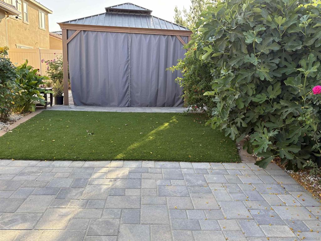 420 Appleton Property Photo 27