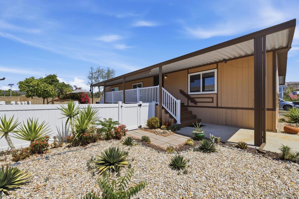 11949 Riverside Dr 176 Property Photo 1