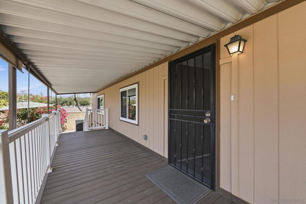 11949 Riverside Dr 176 Property Photo 8