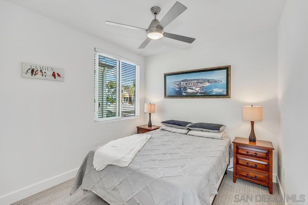 818 Queenstown Court Property Photo 29