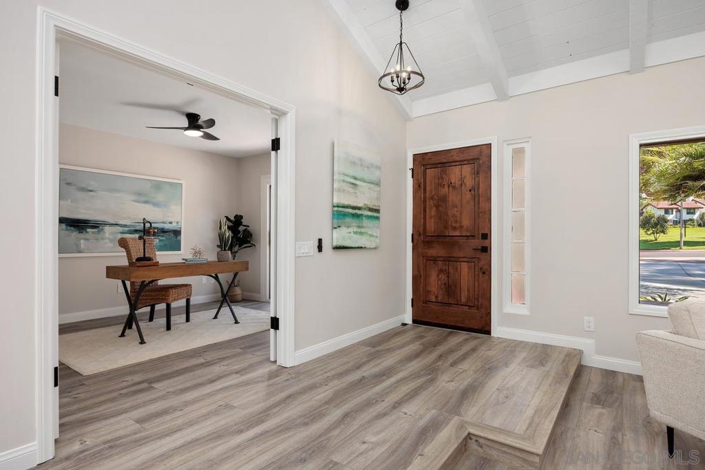 1355 Sun Valley Road Property Photo 5