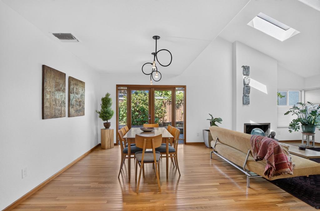 274 Sharp Property Photo 3