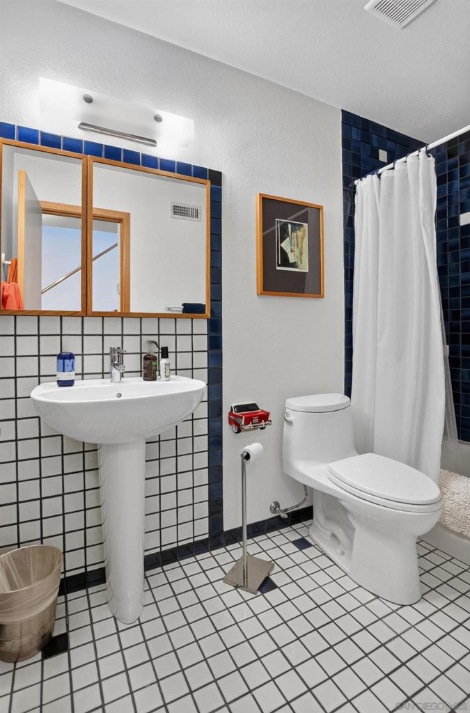 274 Sharp Property Photo 24