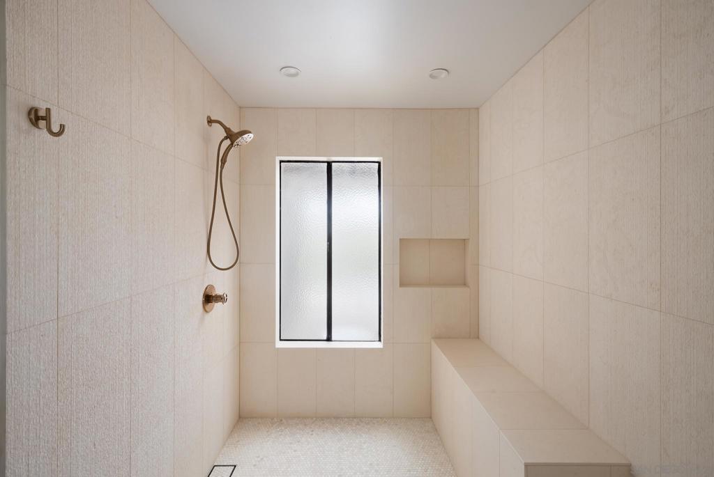 4007 Canario E Property Photo 8