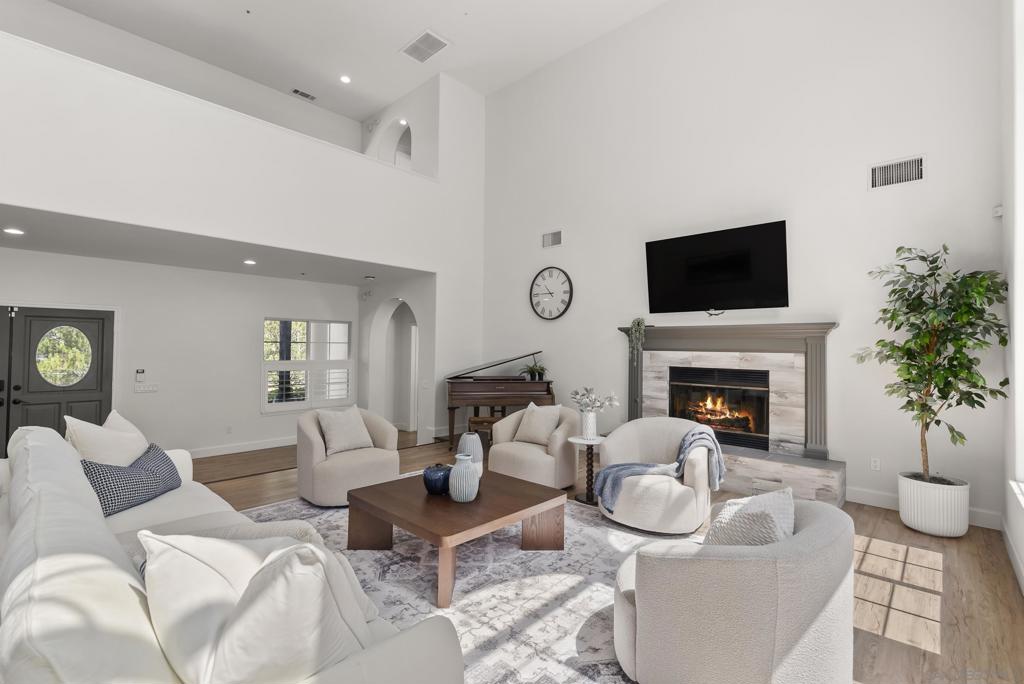 1696 Gil Property Photo 11