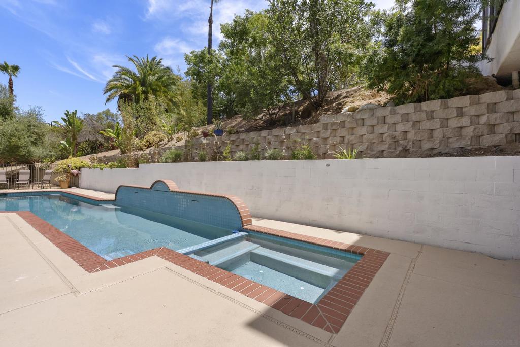 1696 Gil Property Photo 32